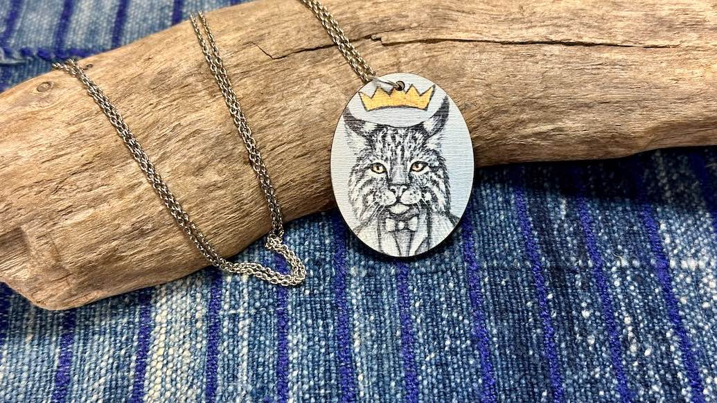 Wooden on sale lion necklace