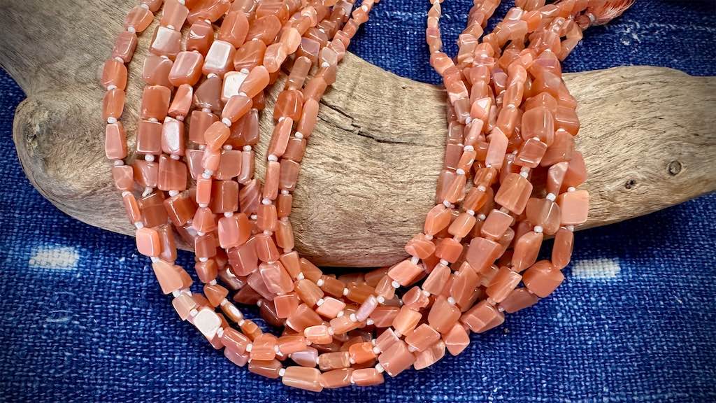 Peach Moonstone Bead Strand - Faceted Rounds - 6mm - 15.5”