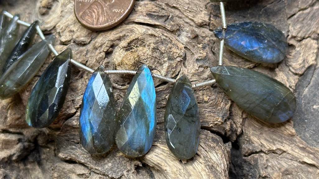 Labradorite Bead Strand - Graduated Faceted Drops - 10mm x 20mm - 12mm x 27mm — 8”